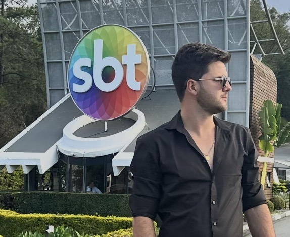 Lucas Dominguette vive agenda especial em São Paulo e amplia conexões no cenário artístico